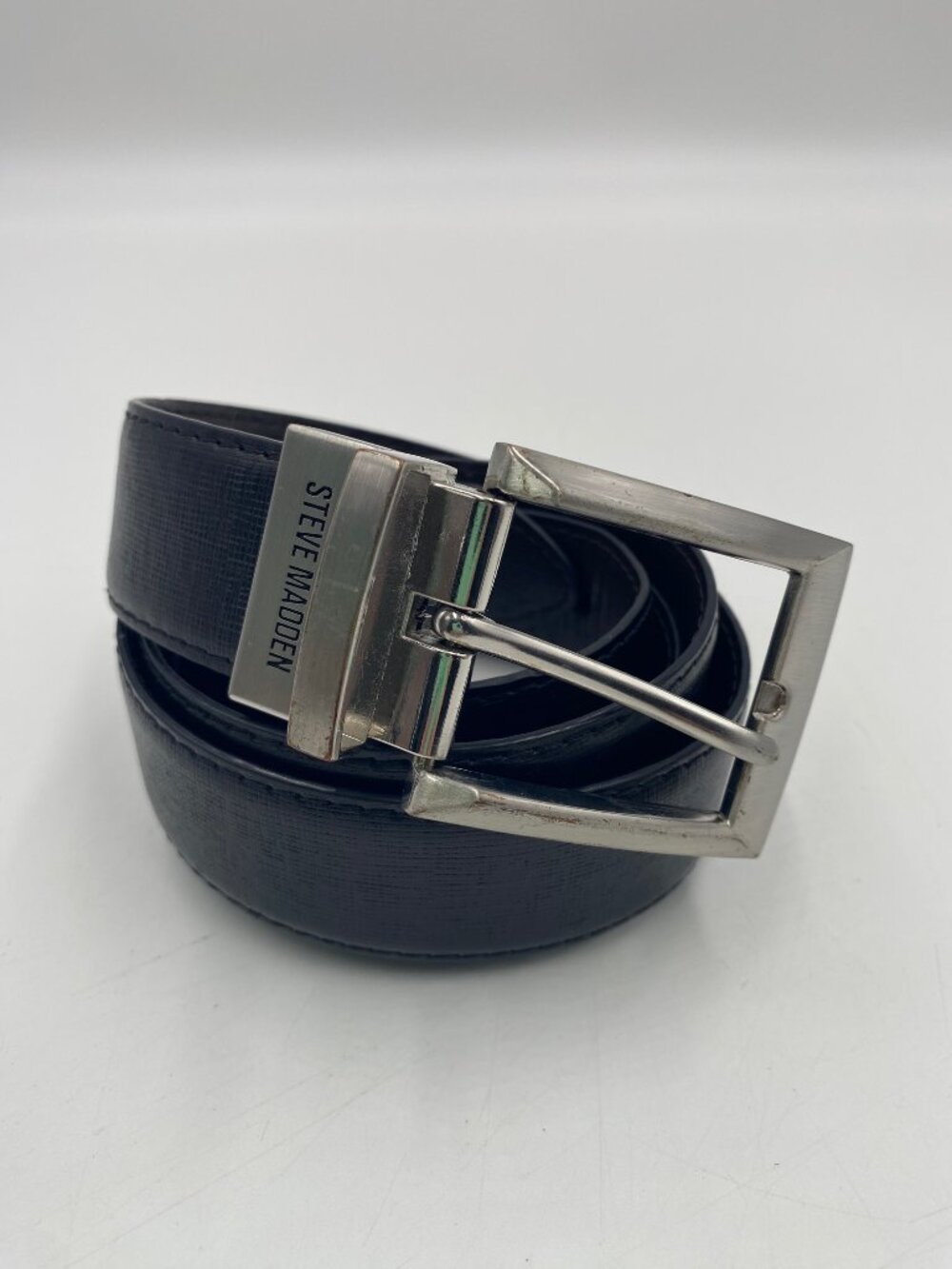 Steve Madden Reversible Faux Leather Belt Mens Size 42/44 Black Brown 1.25" Wide
